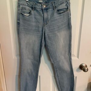 4 Pairs Old Navy Skinny Jeans
